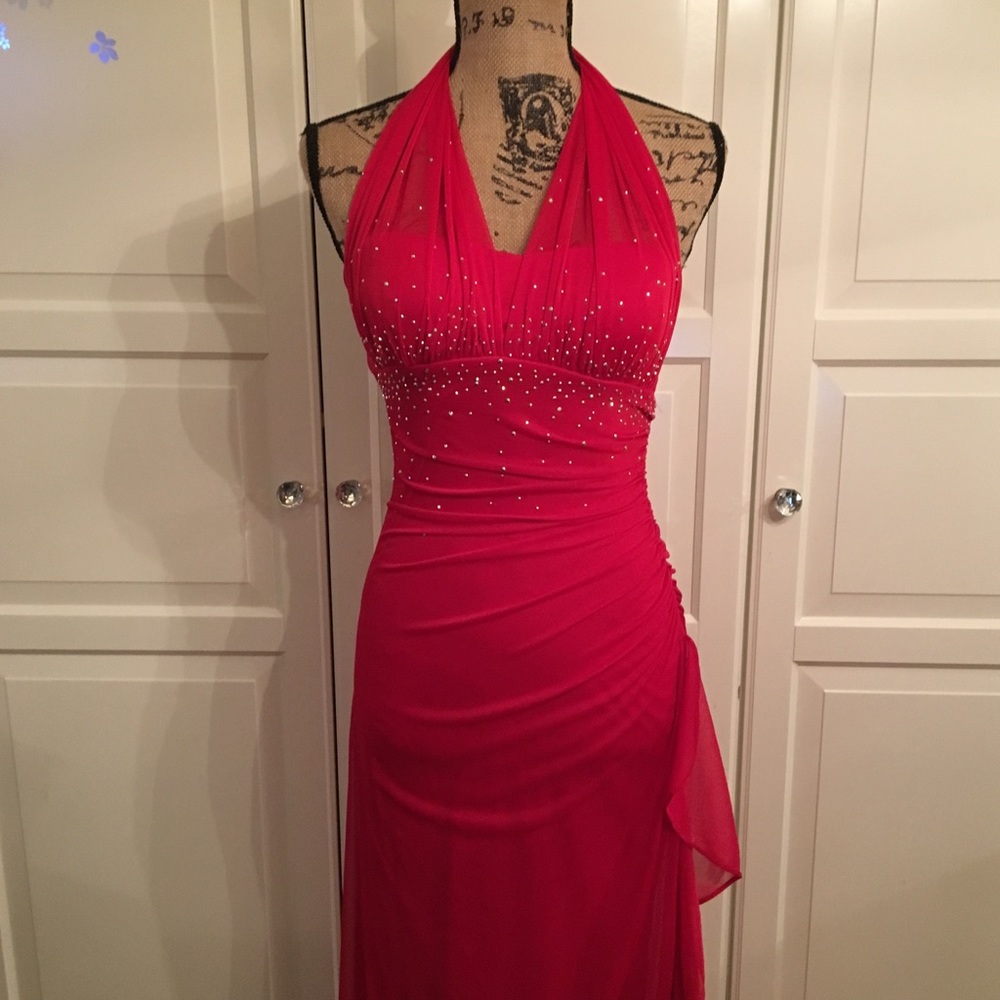 Blondes Nites by Stacy Sklar Red Prom Dress 🌹☺️😊